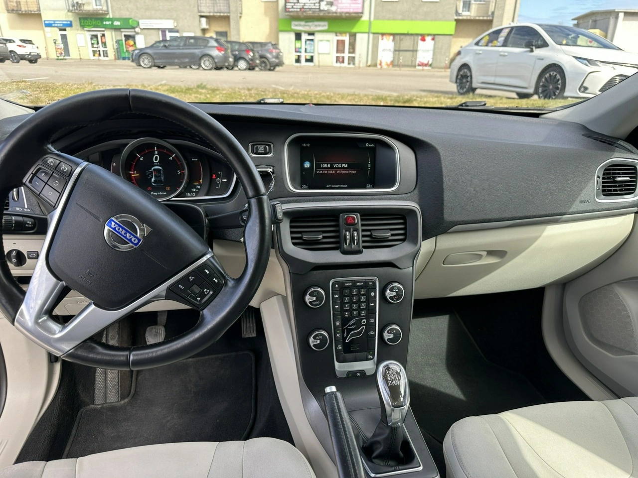 Volvo V40 - Zdjęcie 11