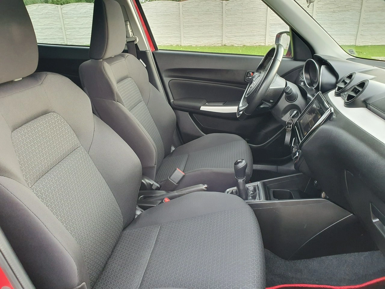 Suzuki Swift - Zdjęcie 25