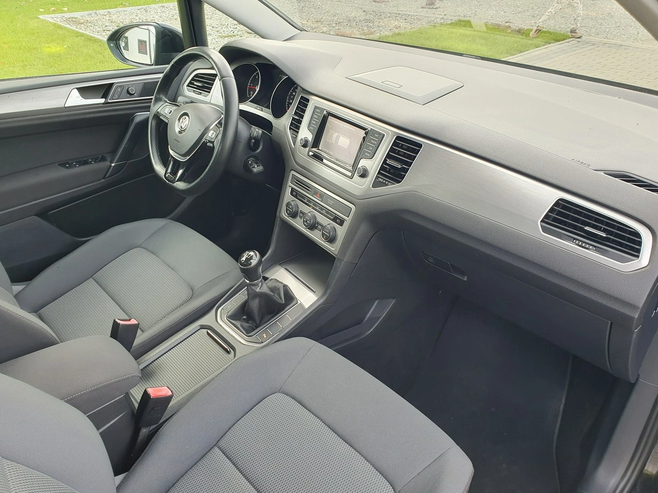 Volkswagen Golf Sportsvan - Zdjęcie 20