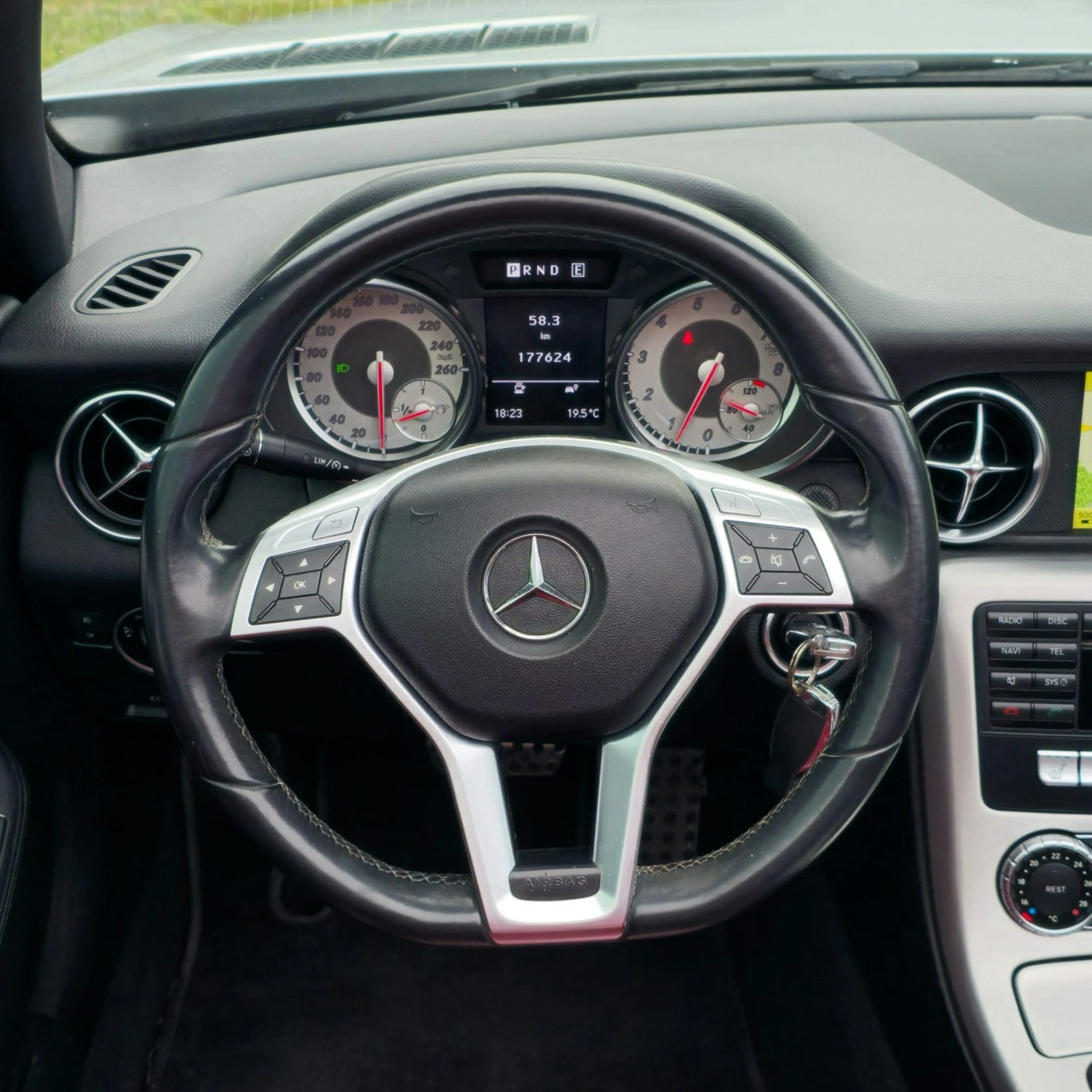 Mercedes SLK 200 - Zdjęcie 32
