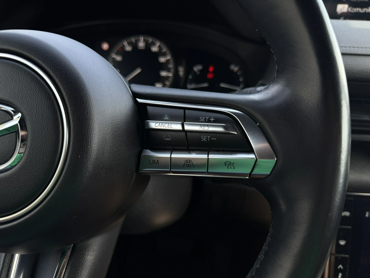 Mazda MX-30 - Zdjęcie 15