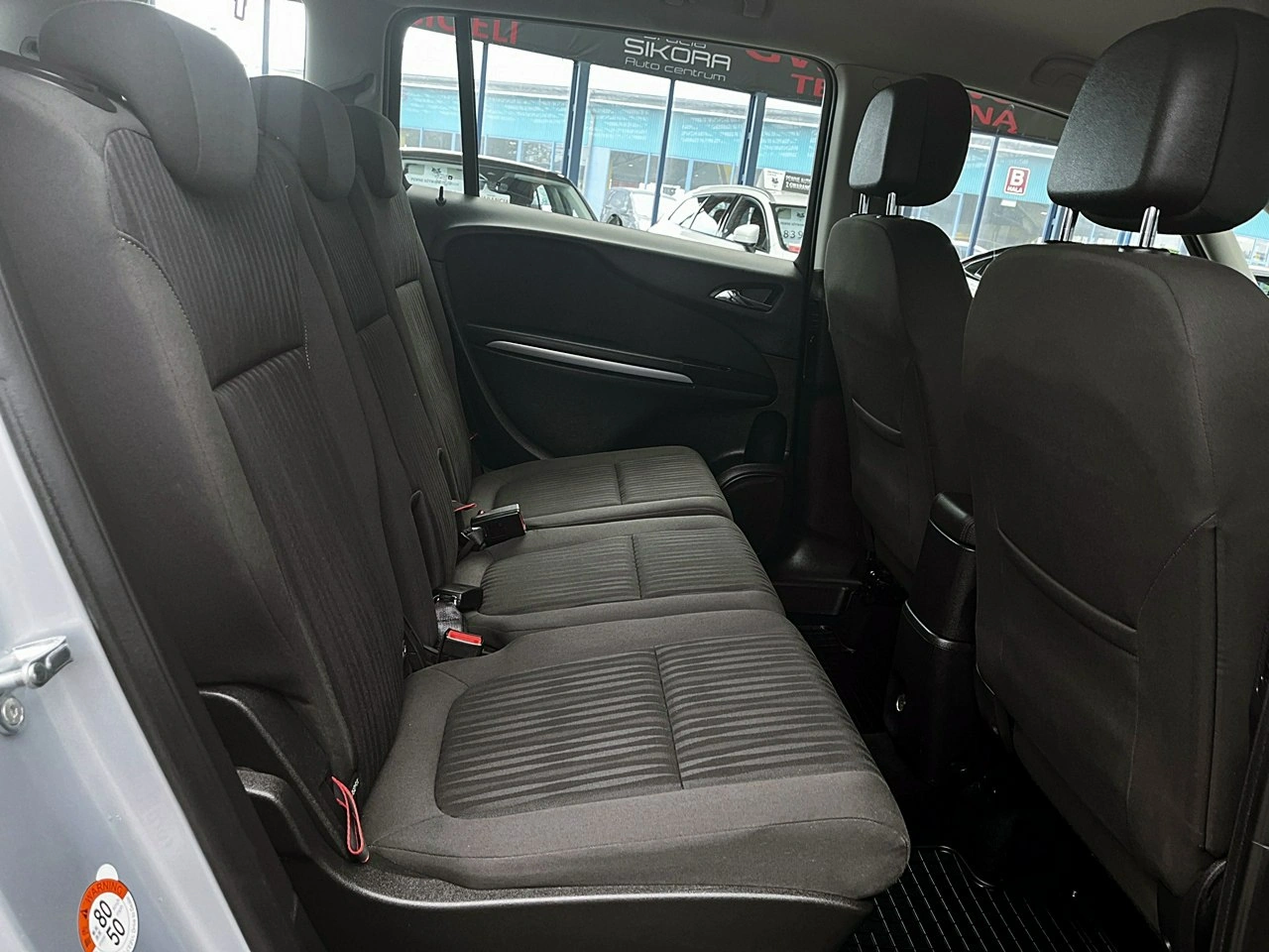 Opel Zafira - Zdjęcie 11
