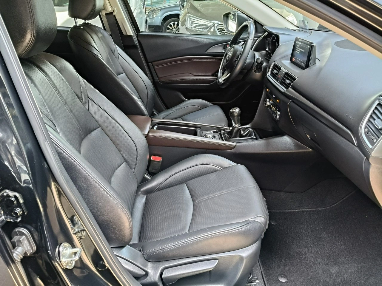Mazda 3 - Zdjęcie 14