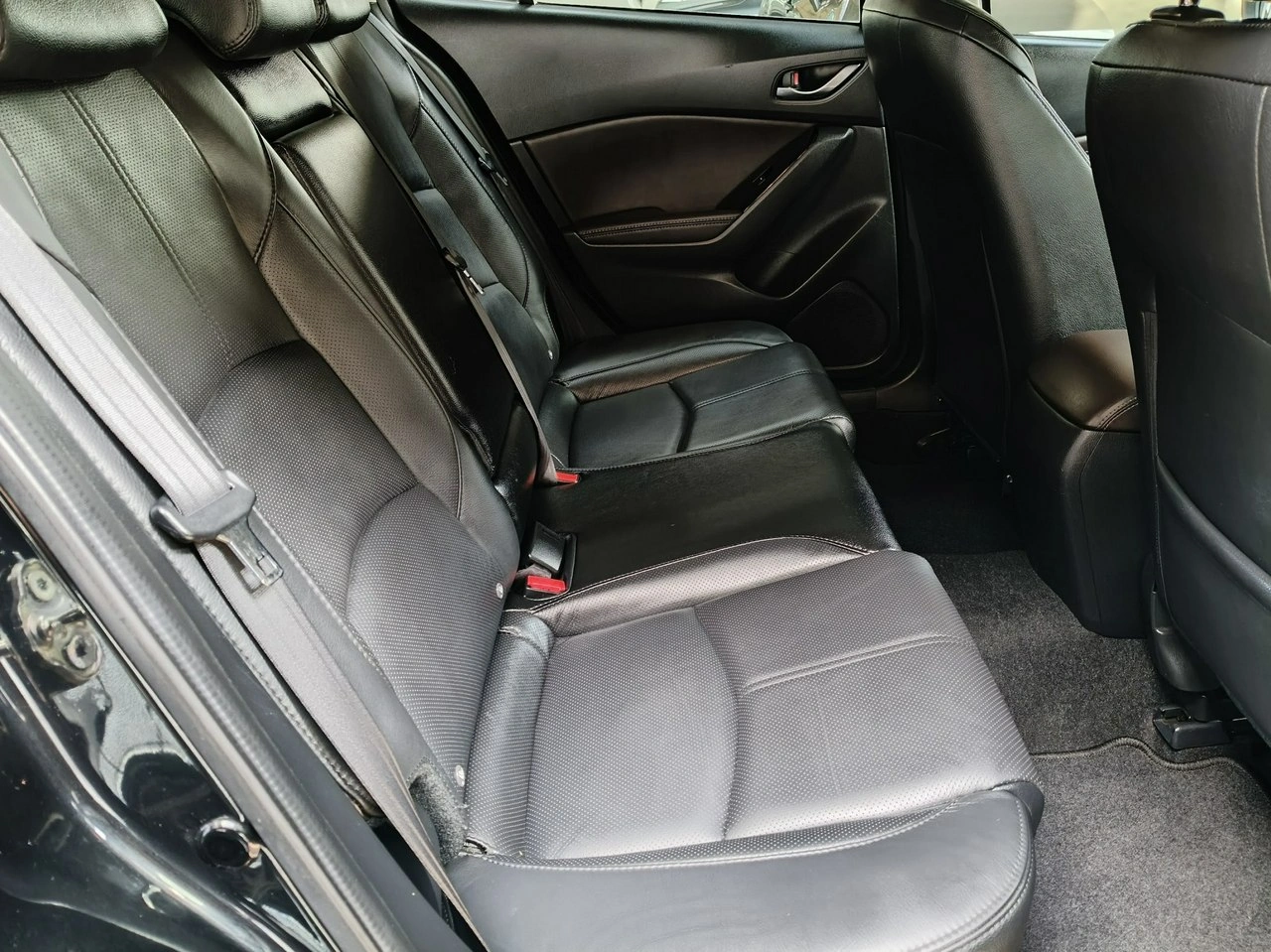 Mazda 3 - Zdjęcie 15