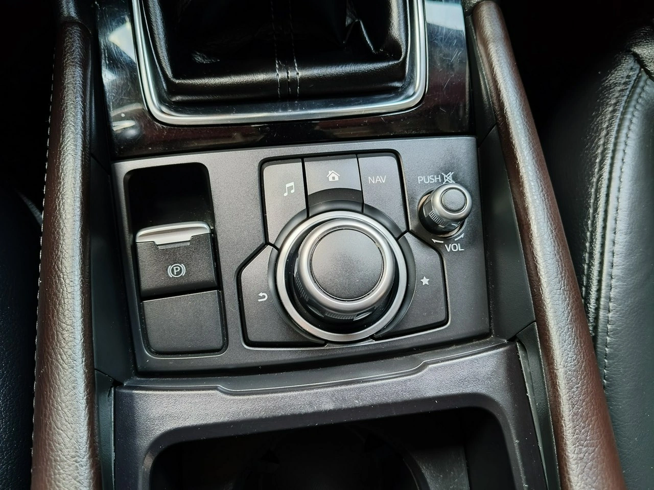 Mazda 3 - Zdjęcie 31