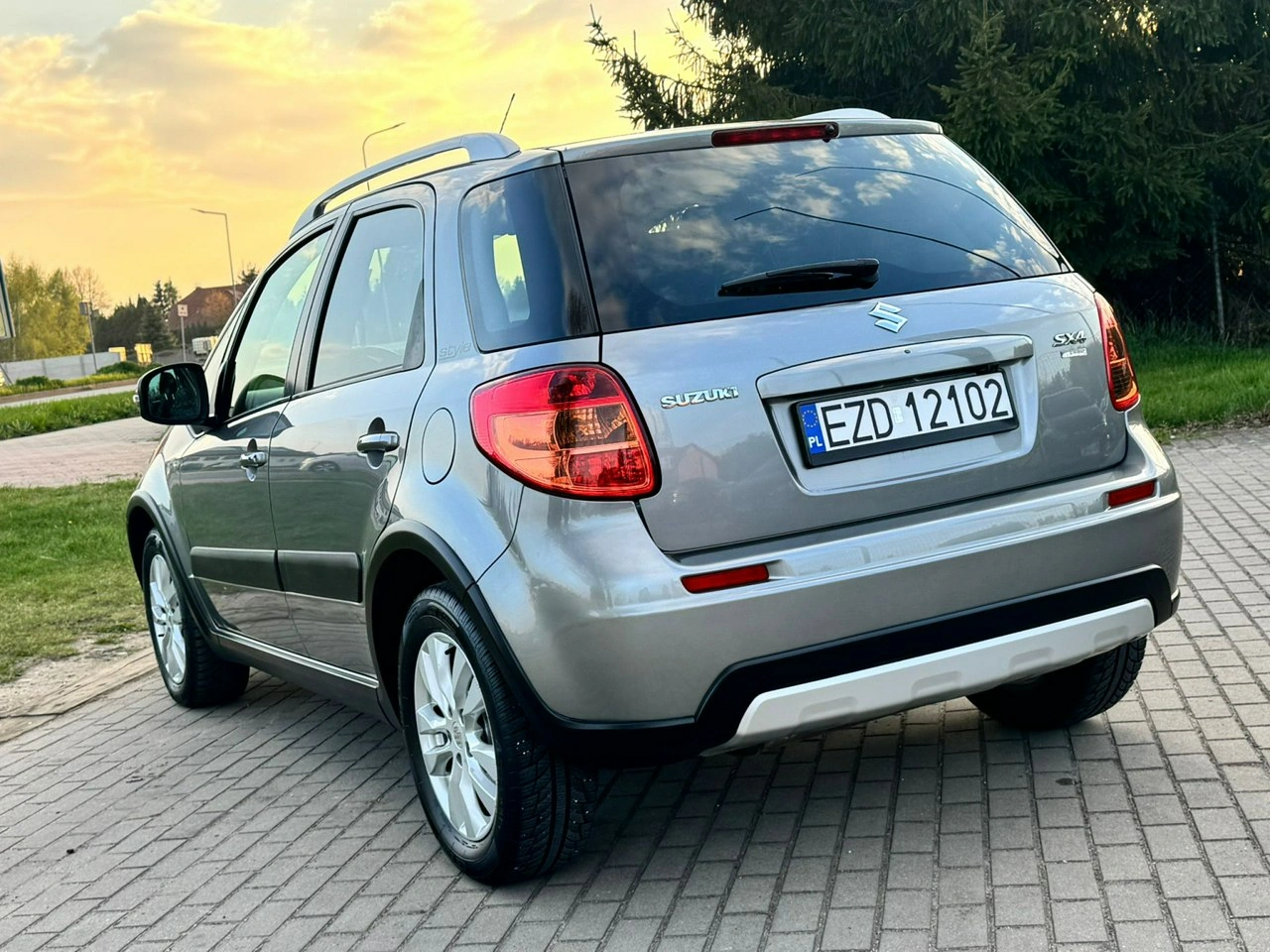 Suzuki SX4 - Zdjęcie 3
