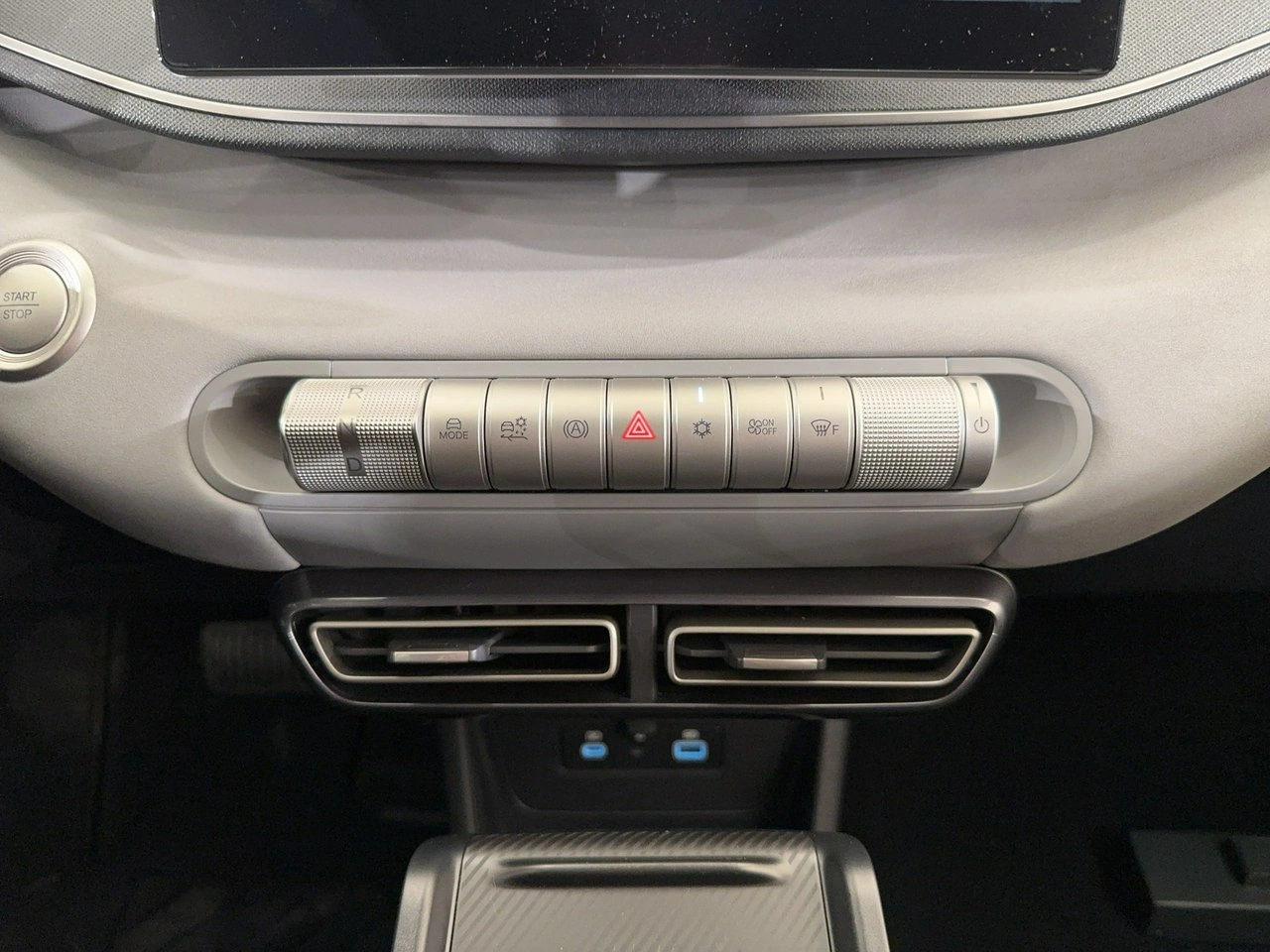 BYD Dolphin Surf - Zdjęcie 23