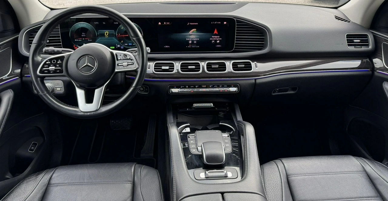 Mercedes GLE 300 - Zdjęcie 10