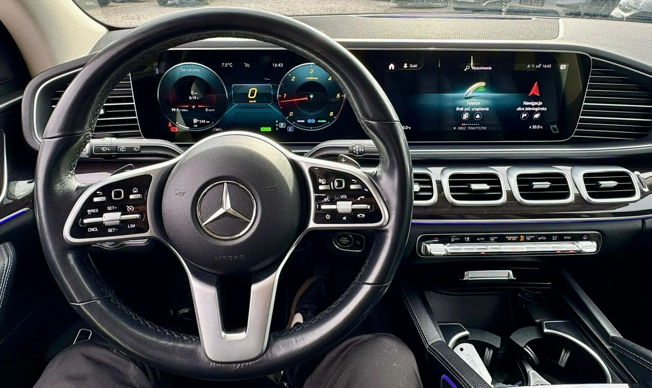 Mercedes GLE 300 - Zdjęcie 13