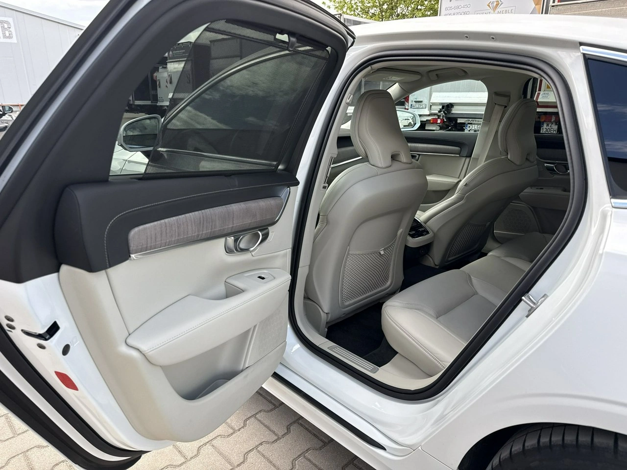 Volvo S90 - Zdjęcie 13