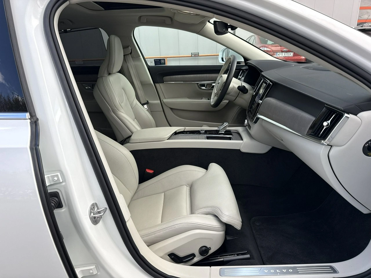 Volvo S90 - Zdjęcie 18