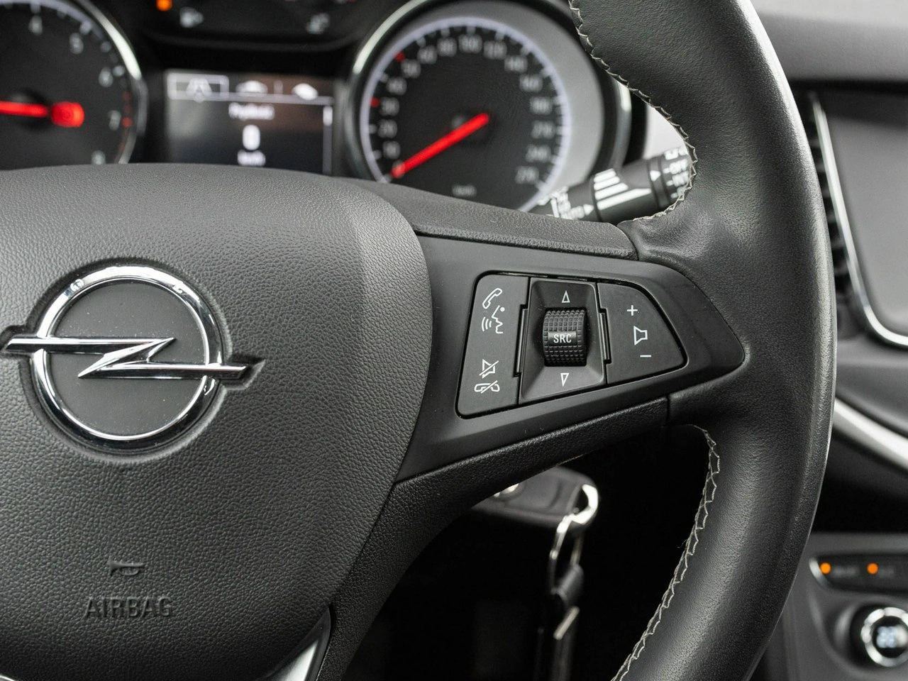 Opel Astra - Zdjęcie 14