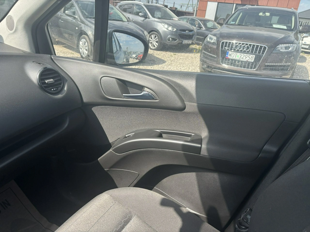 Opel Meriva - Zdjęcie 24