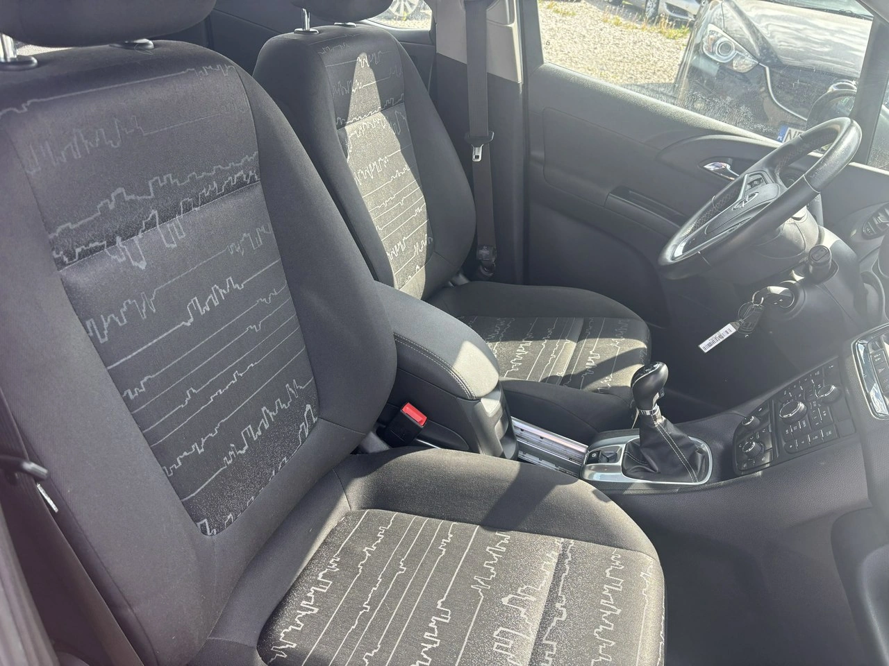 Opel Meriva - Zdjęcie 34