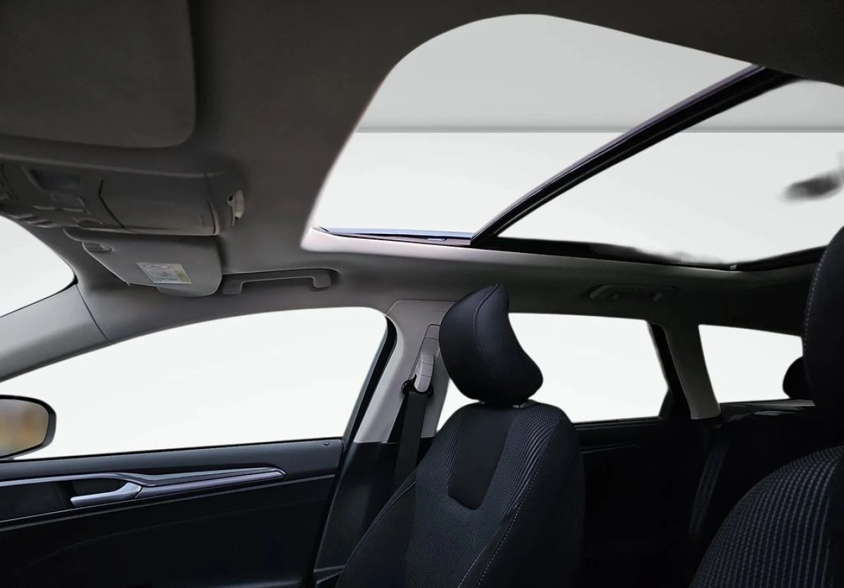 Ford Mondeo - Zdjęcie 15