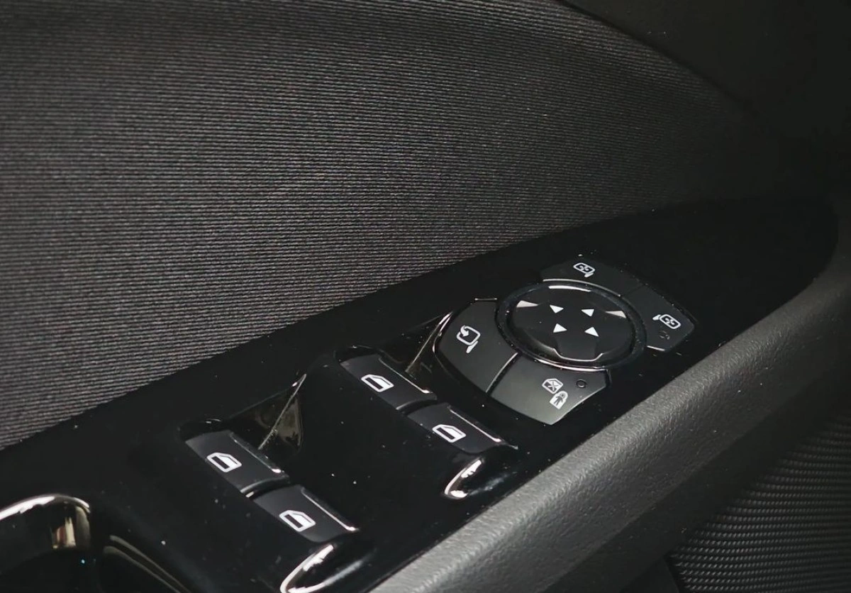 Ford Mondeo - Zdjęcie 16