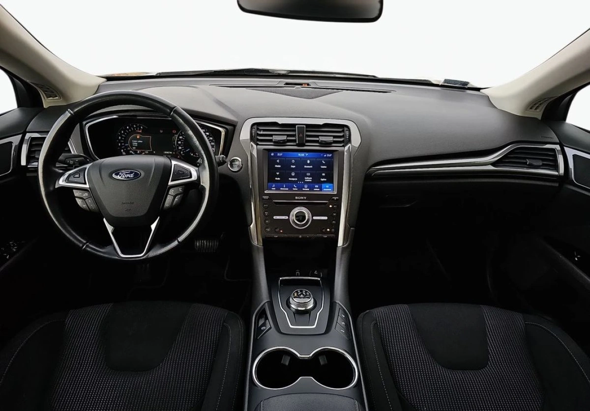 Ford Mondeo - Zdjęcie 33