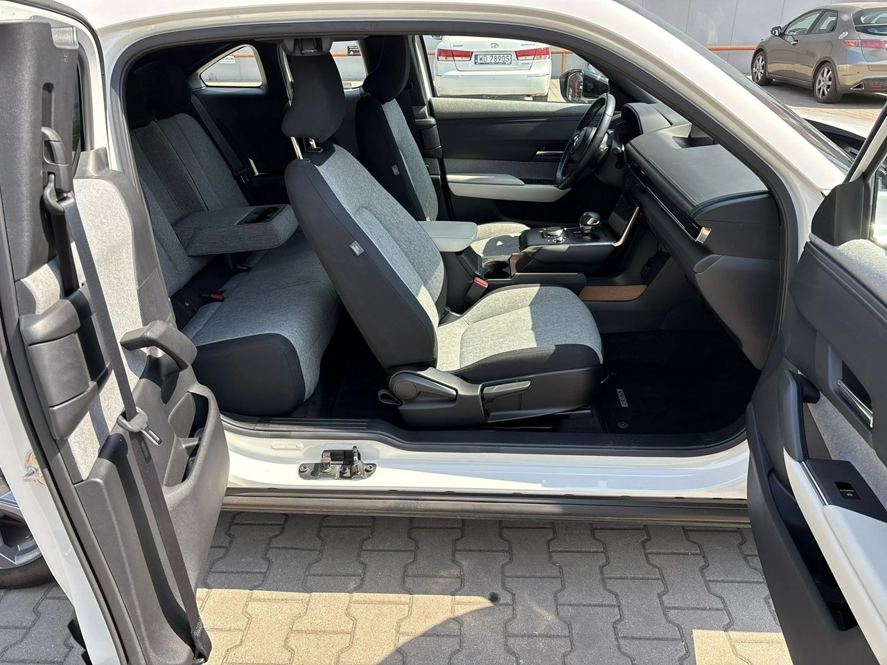 Mazda MX-30 - Zdjęcie 15