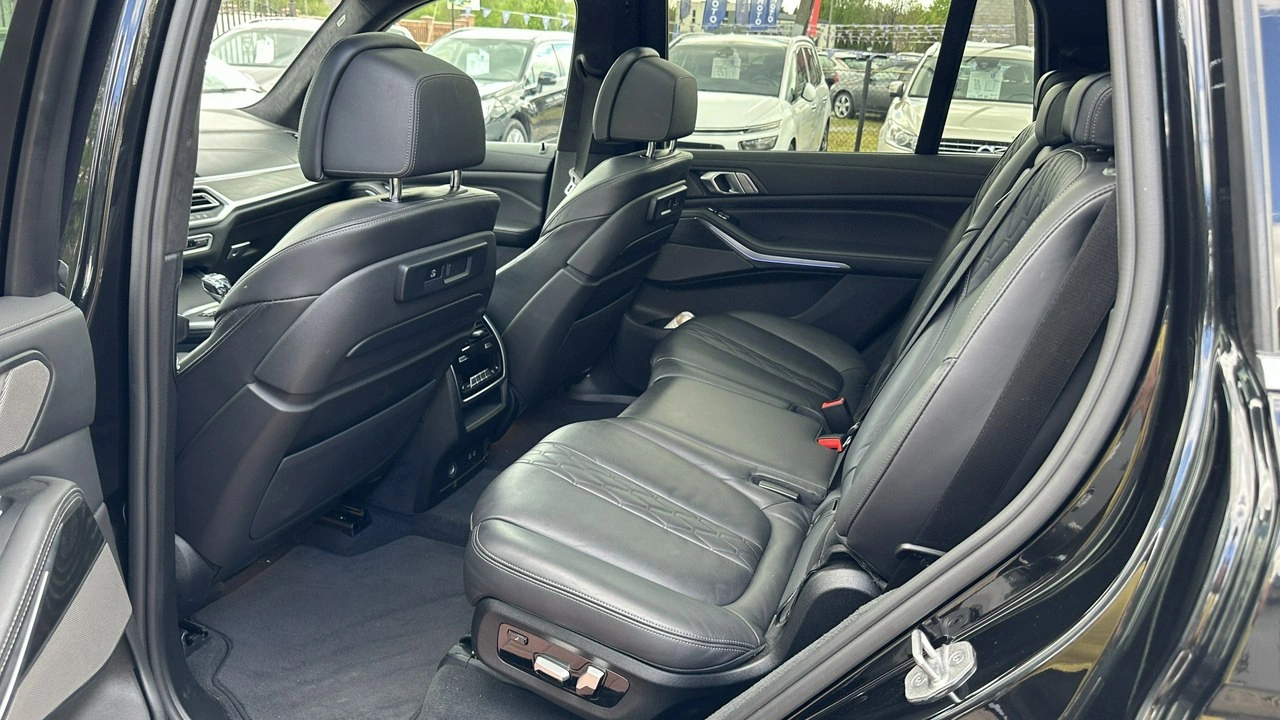 BMW X7 - Zdjęcie 25