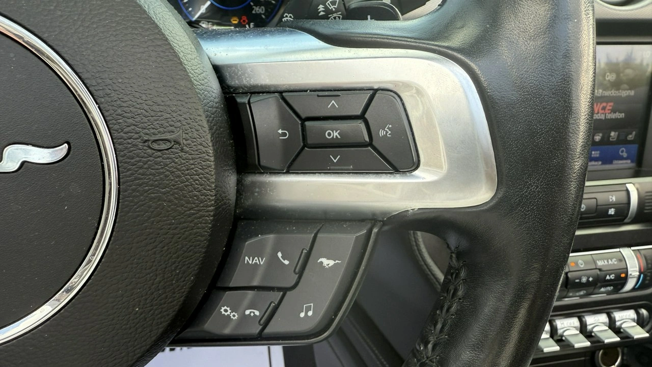 Ford Mustang - Zdjęcie 9