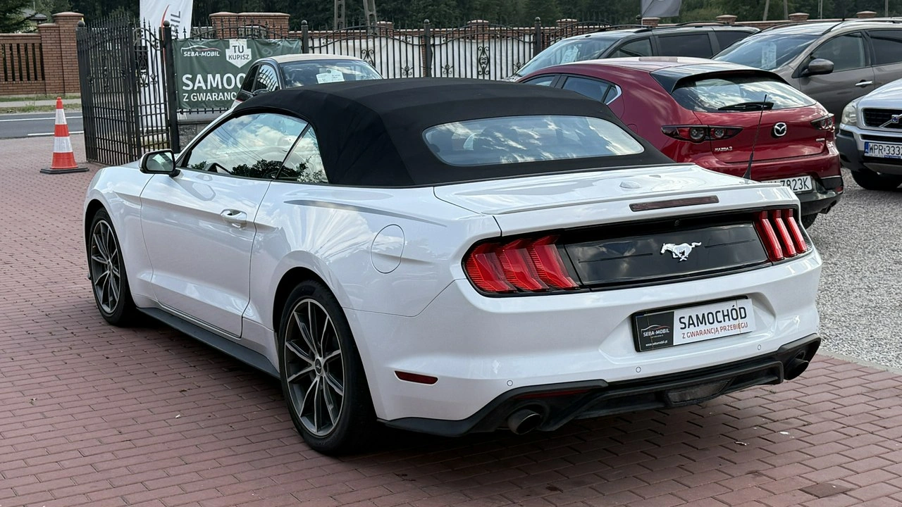 Ford Mustang - Zdjęcie 5