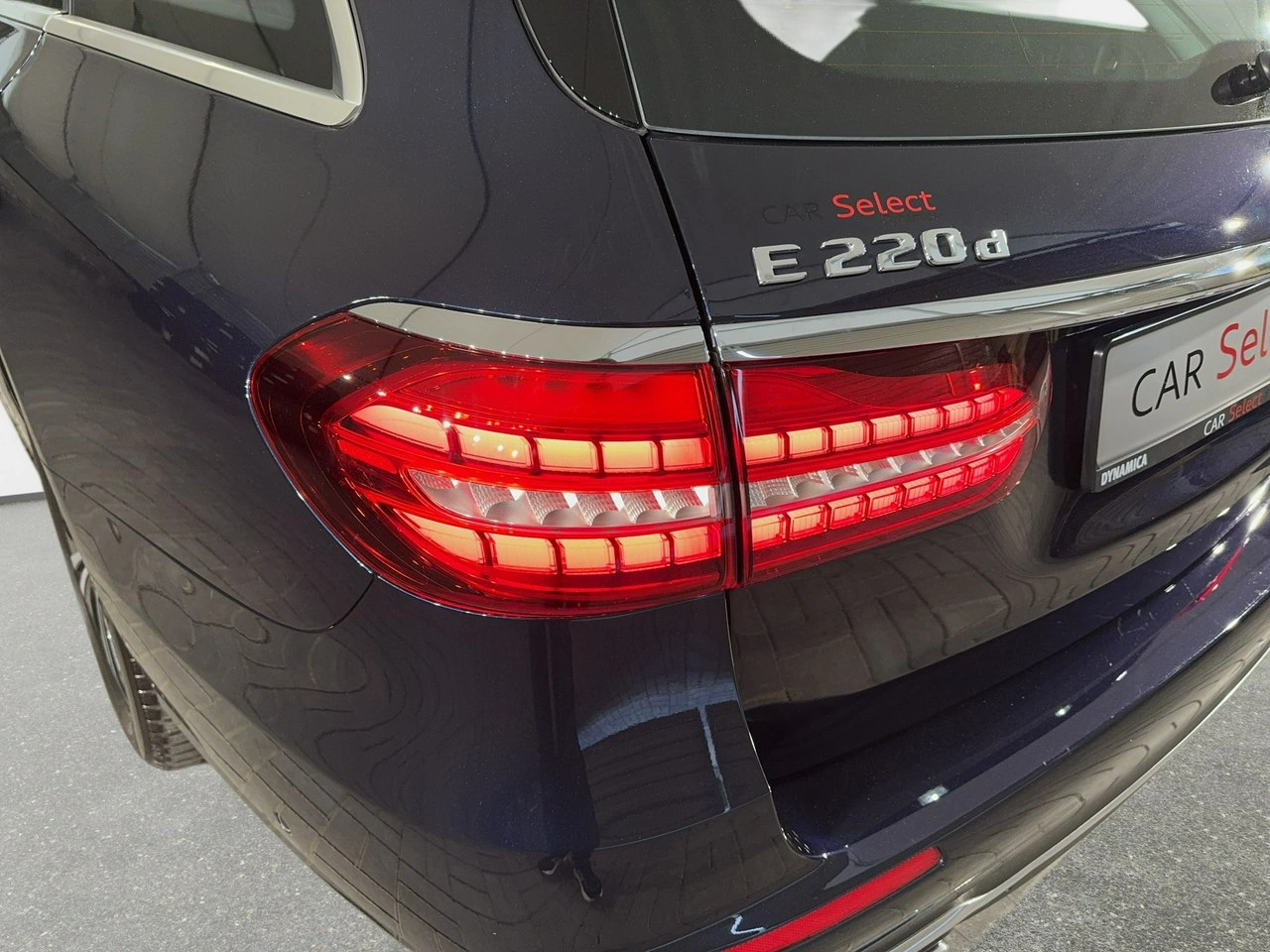 Mercedes E 220 - Zdjęcie 10
