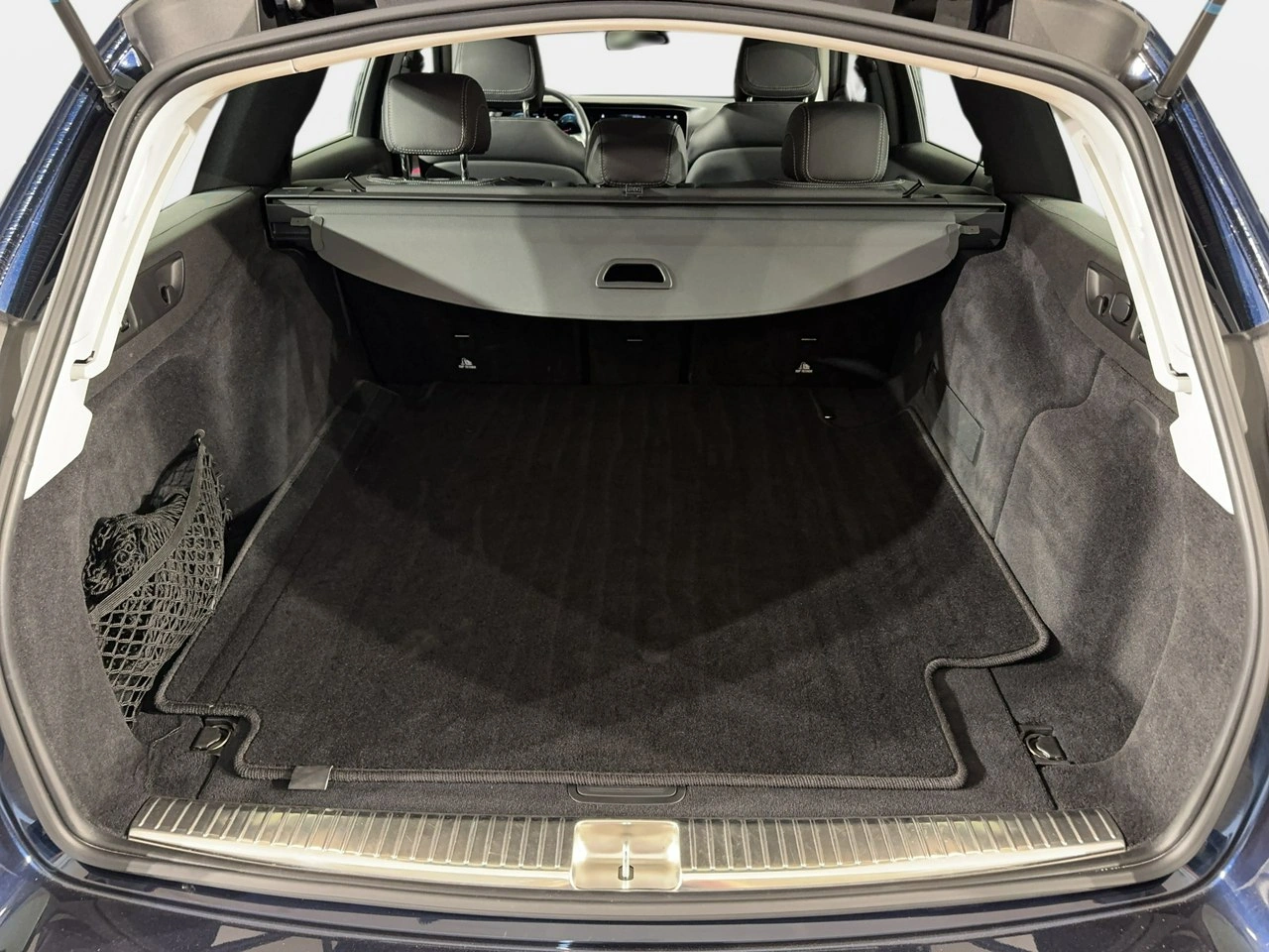 Mercedes E 220 - Zdjęcie 12