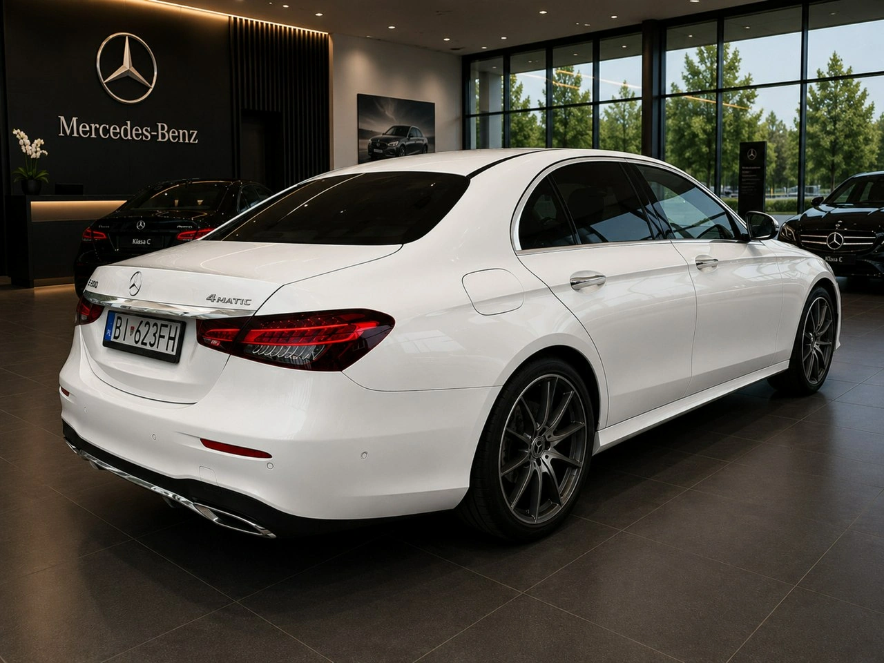Mercedes E 200 - Zdjęcie 4