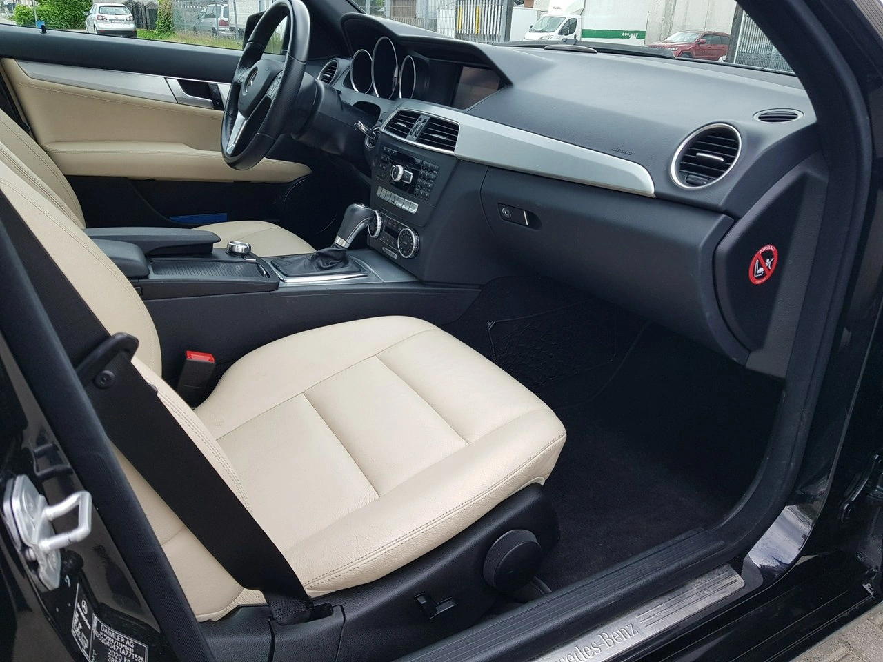 Mercedes C 250 - Zdjęcie 13