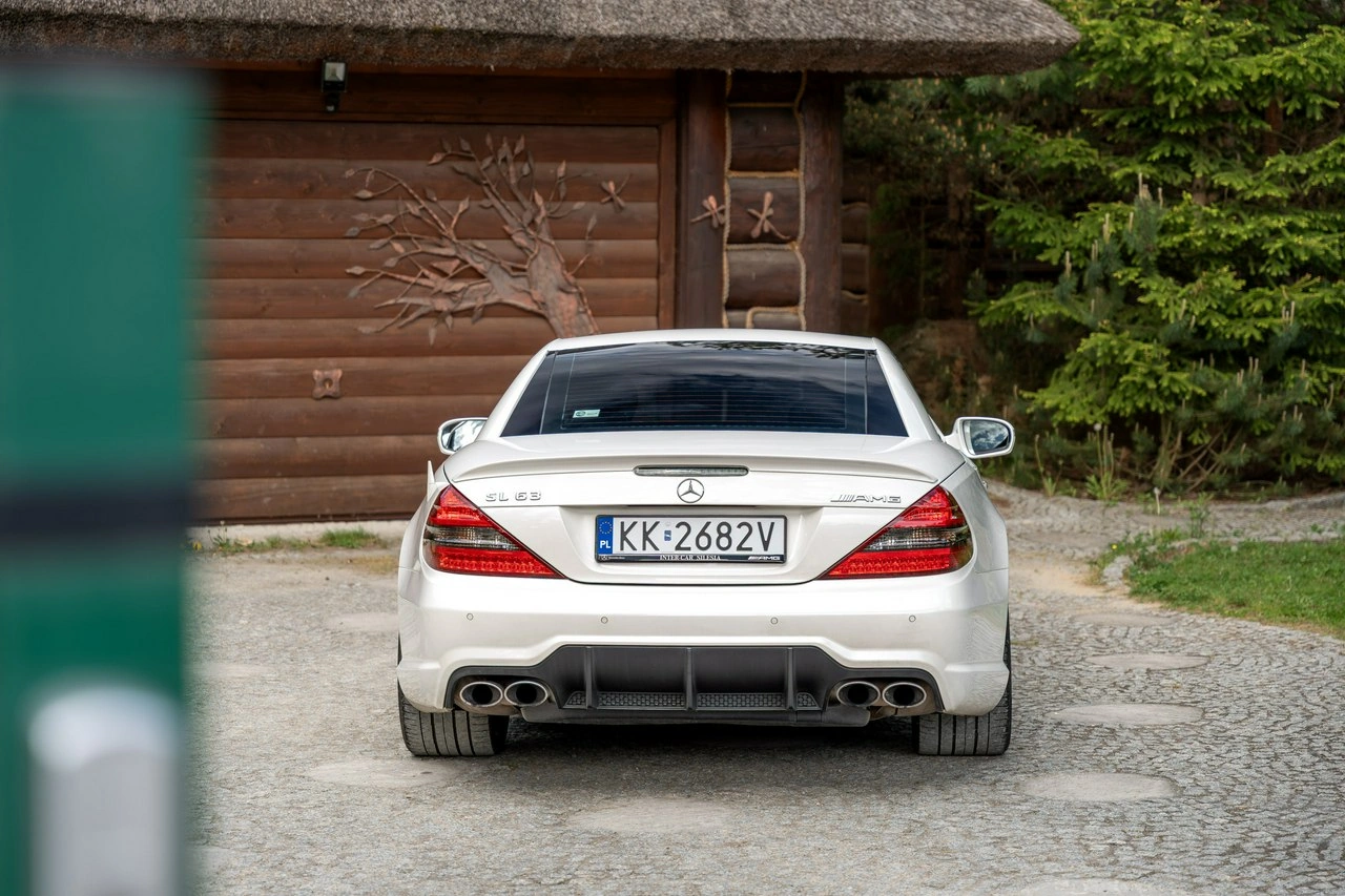 Mercedes SL 63 AMG - Zdjęcie 14