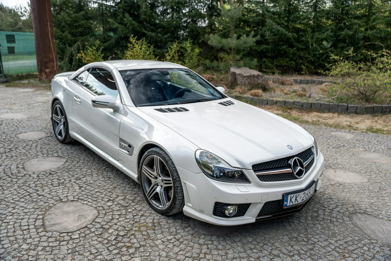 Mercedes SL 63 AMG - Zdjęcie 32