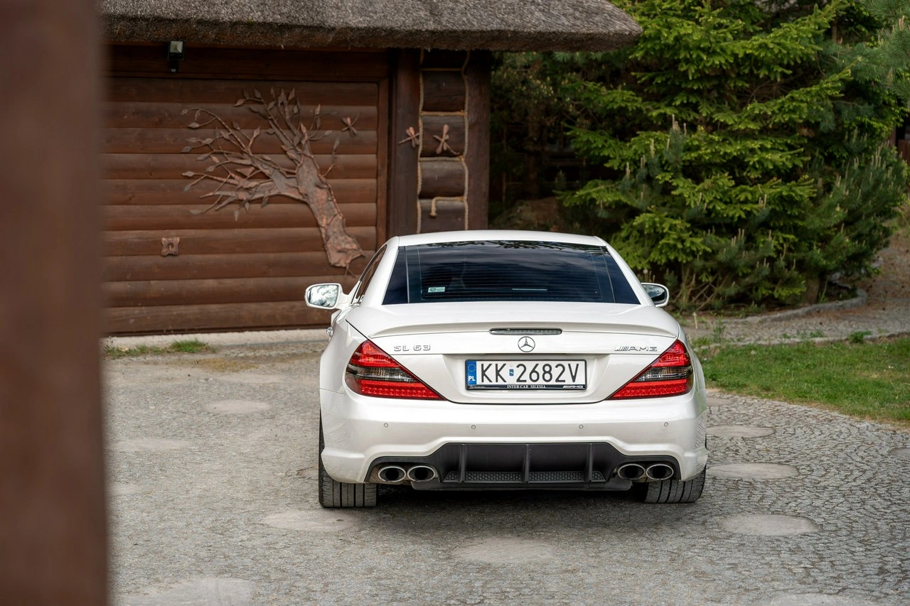 Mercedes SL 63 AMG - Zdjęcie 35