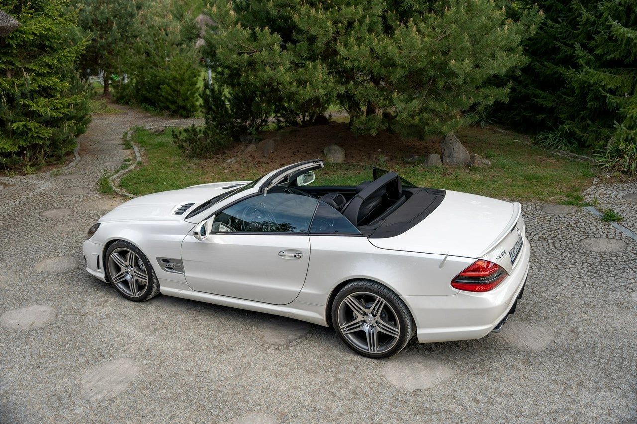 Mercedes SL 63 AMG - Zdjęcie 37