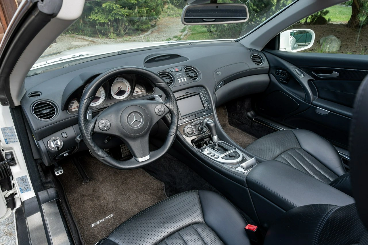 Mercedes SL 63 AMG - Zdjęcie 47