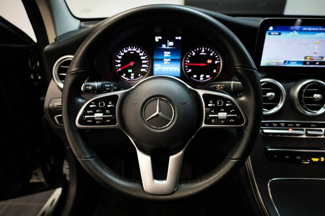 Mercedes GLC 200 - Zdjęcie 18