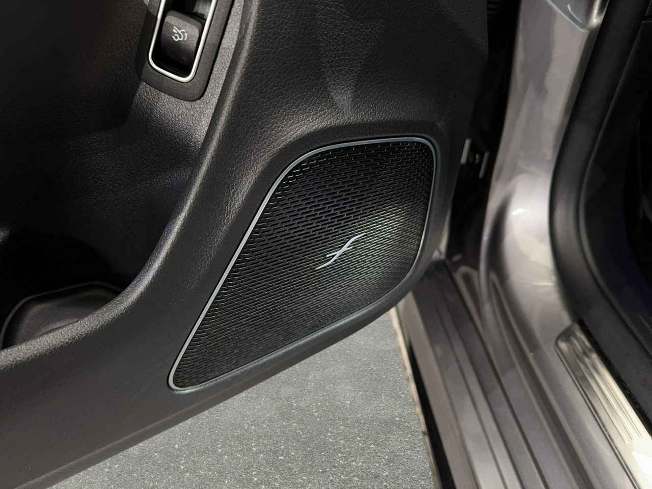 Mercedes CLA 35 AMG - Zdjęcie 14
