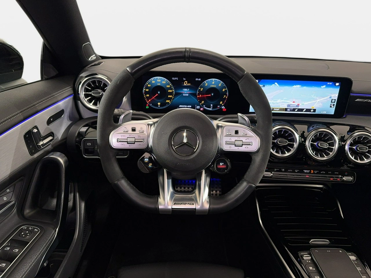 Mercedes CLA 35 AMG - Zdjęcie 19