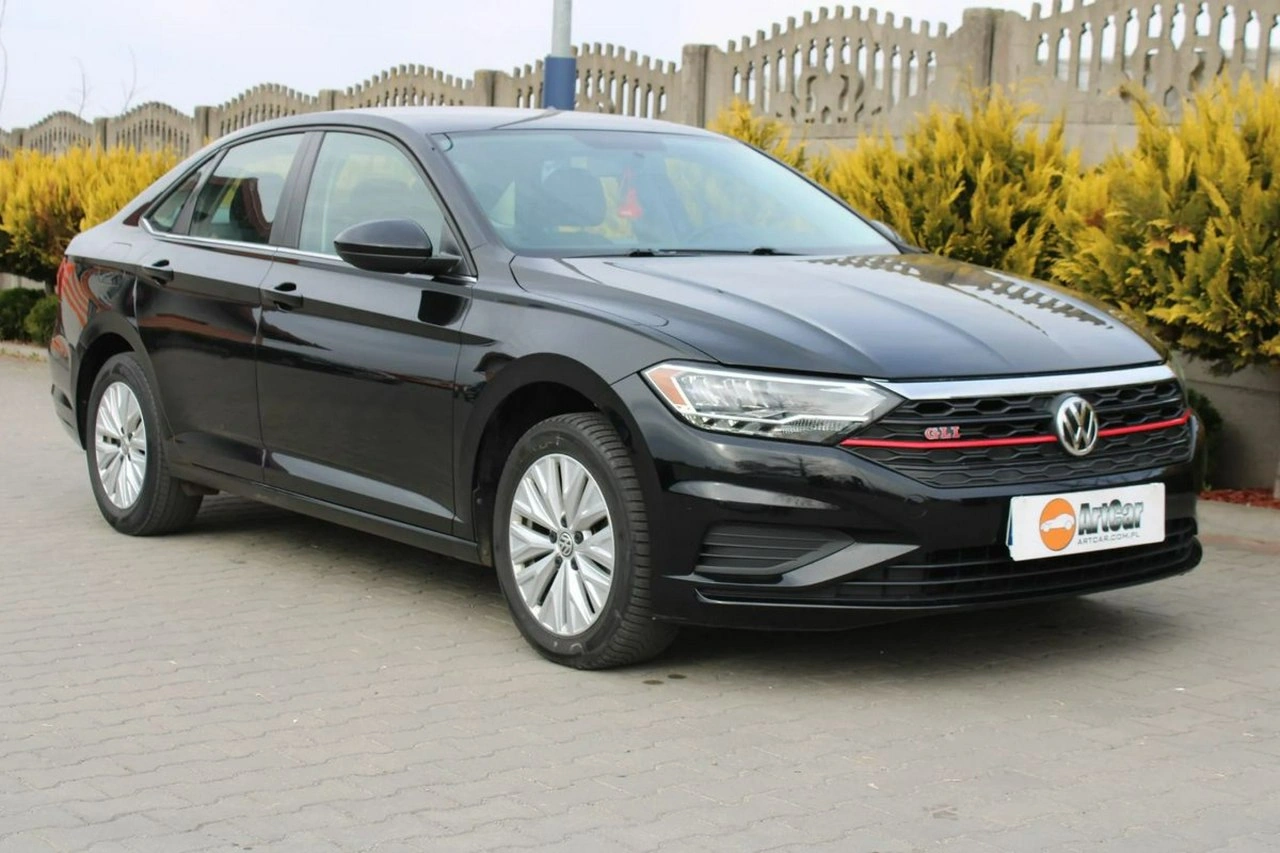 Volkswagen Jetta - Zdjęcie 12
