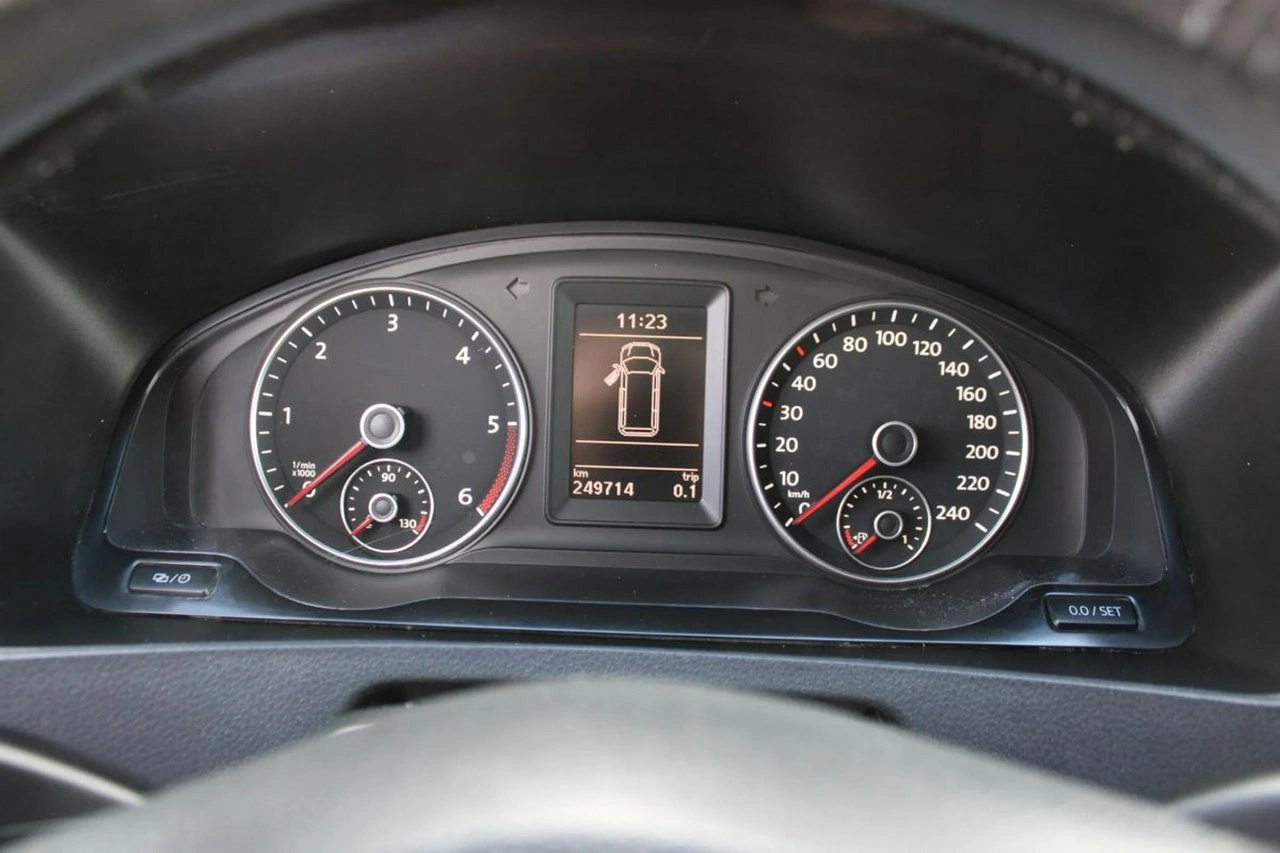 Volkswagen Transporter - Zdjęcie 17