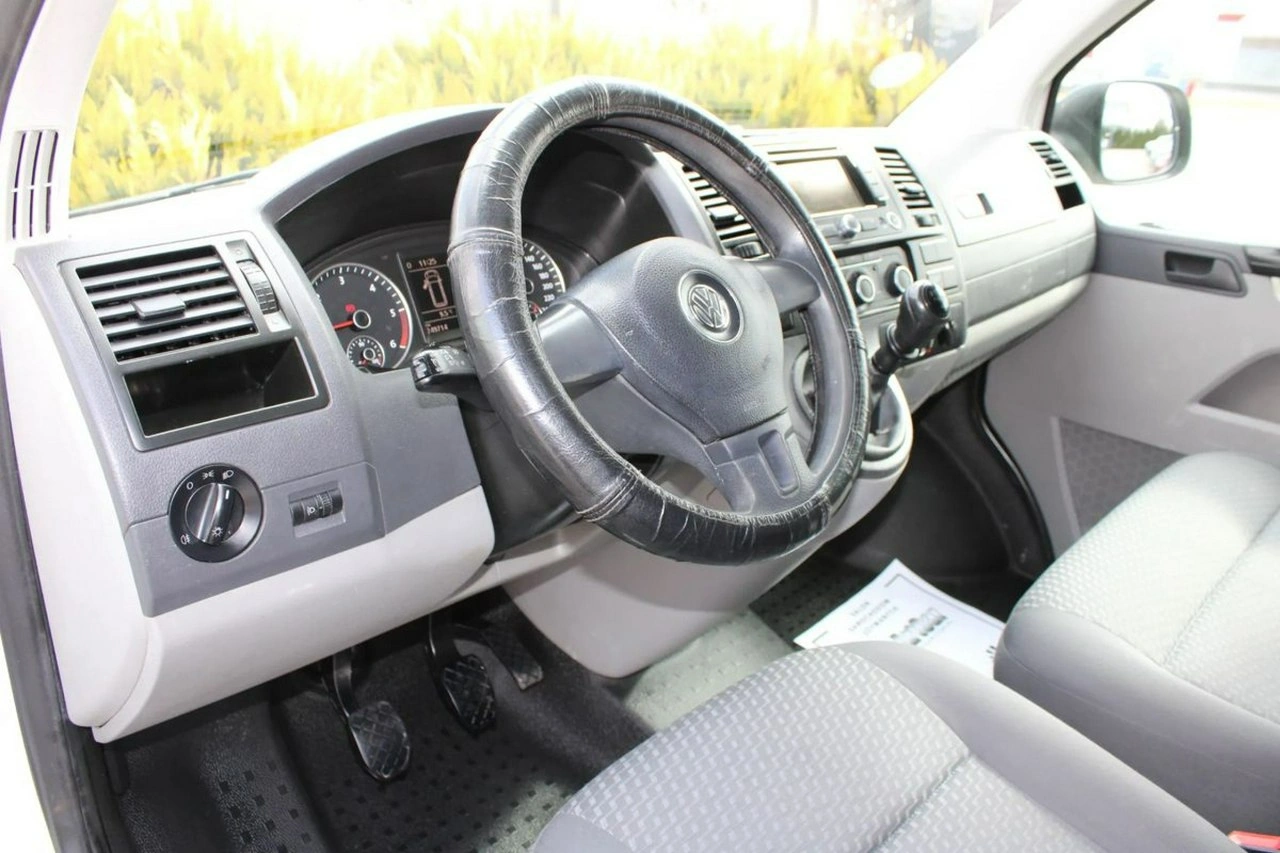 Volkswagen Transporter - Zdjęcie 19