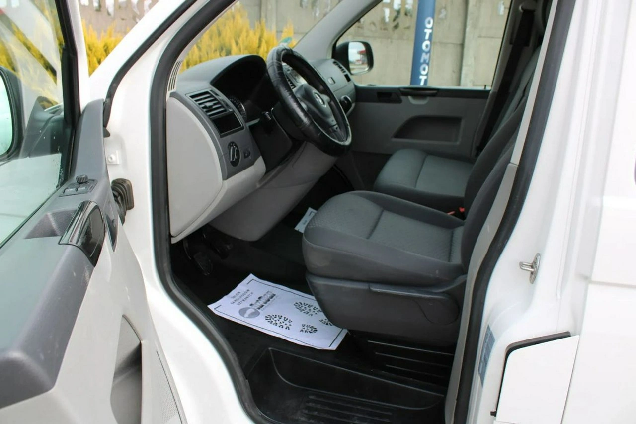 Volkswagen Transporter - Zdjęcie 31