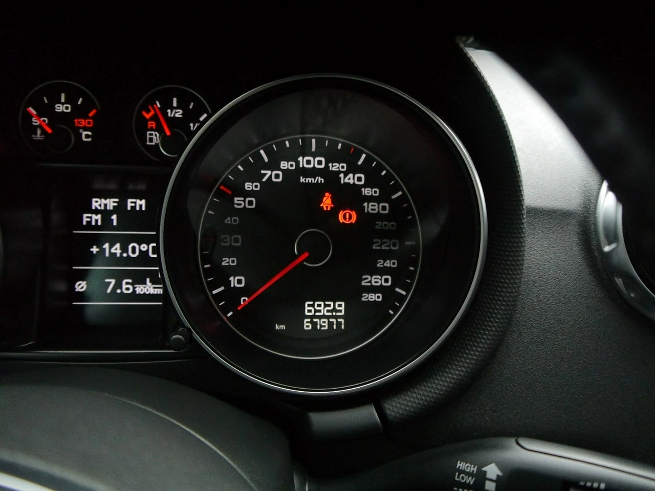 Audi TT - Zdjęcie 21