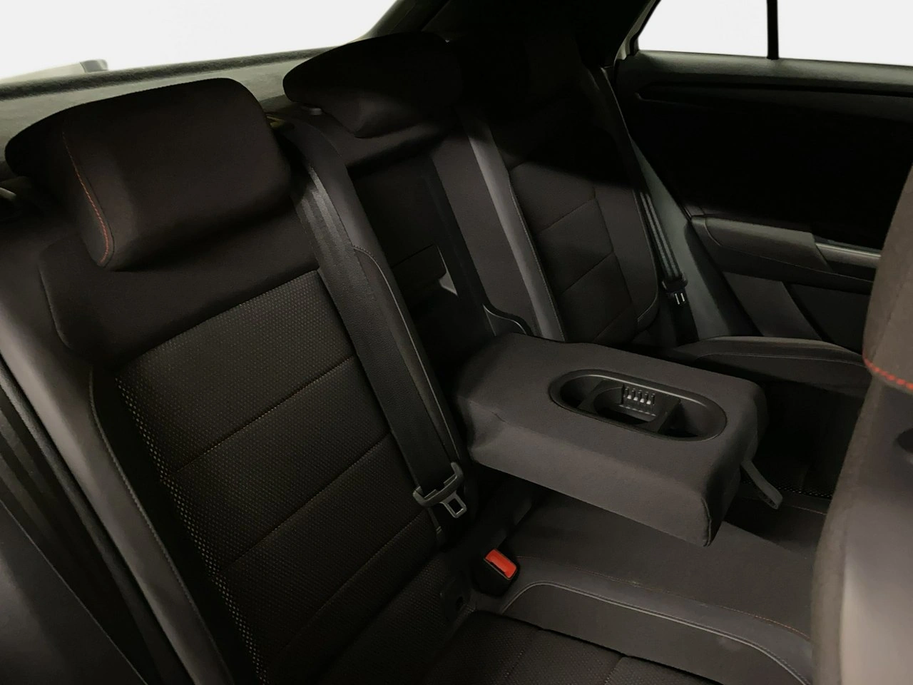 Volkswagen T-Roc - Zdjęcie 14