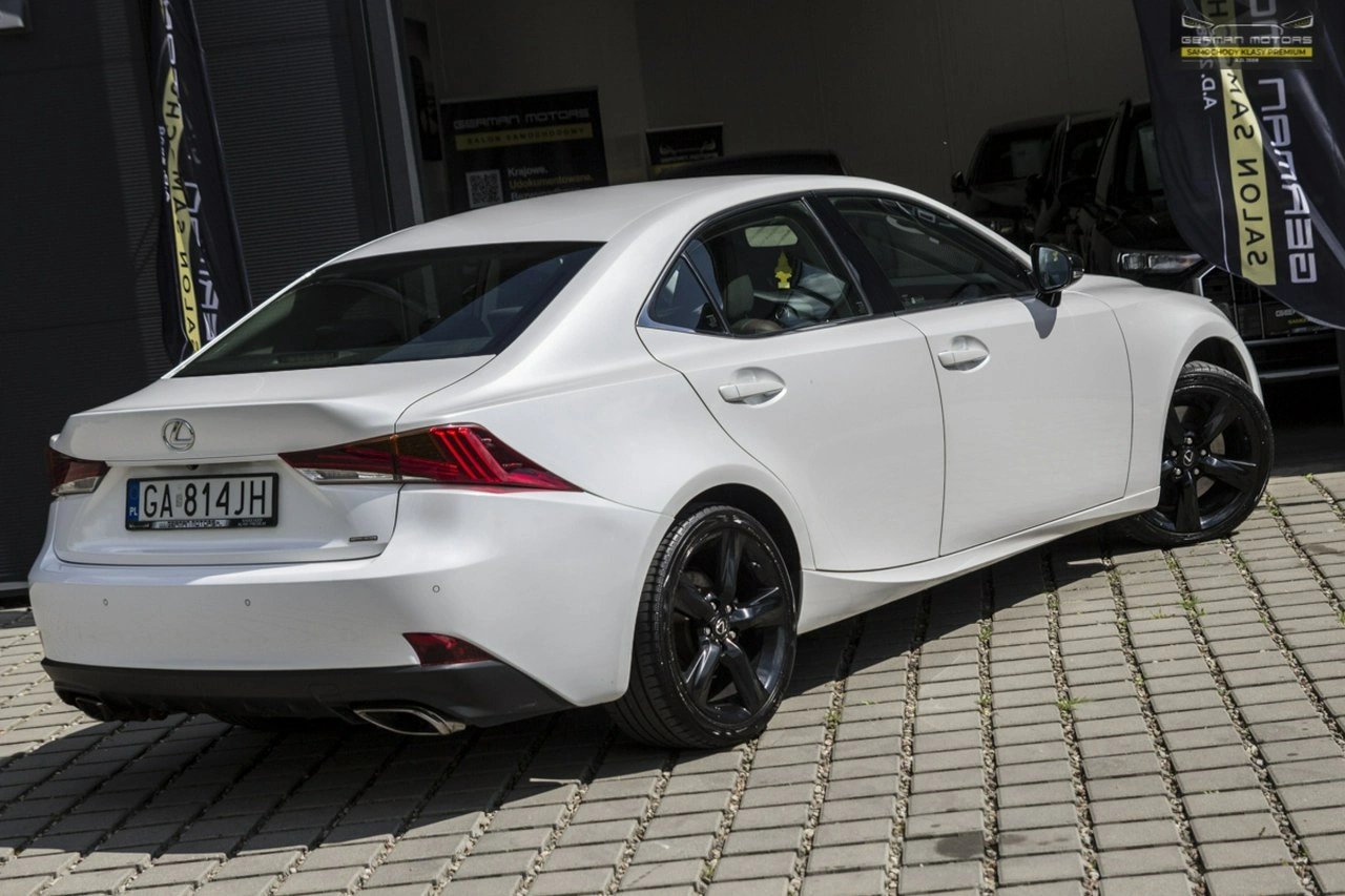 Lexus IS - Zdjęcie 5