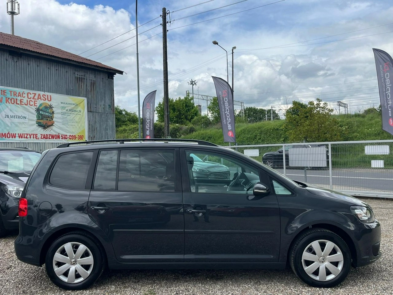 Volkswagen Touran - Zdjęcie 9