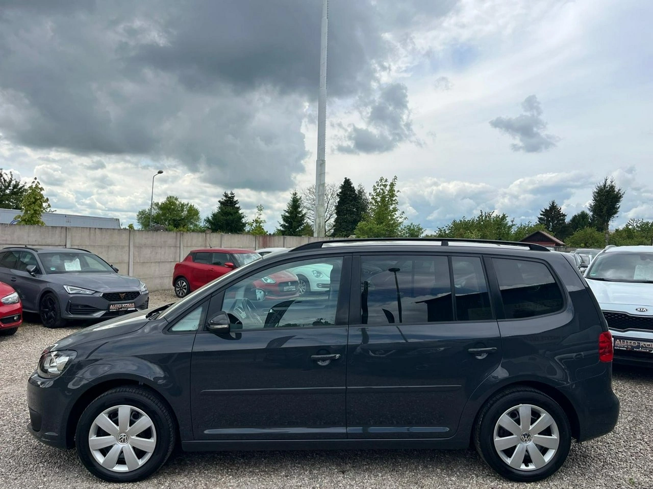 Volkswagen Touran - Zdjęcie 10