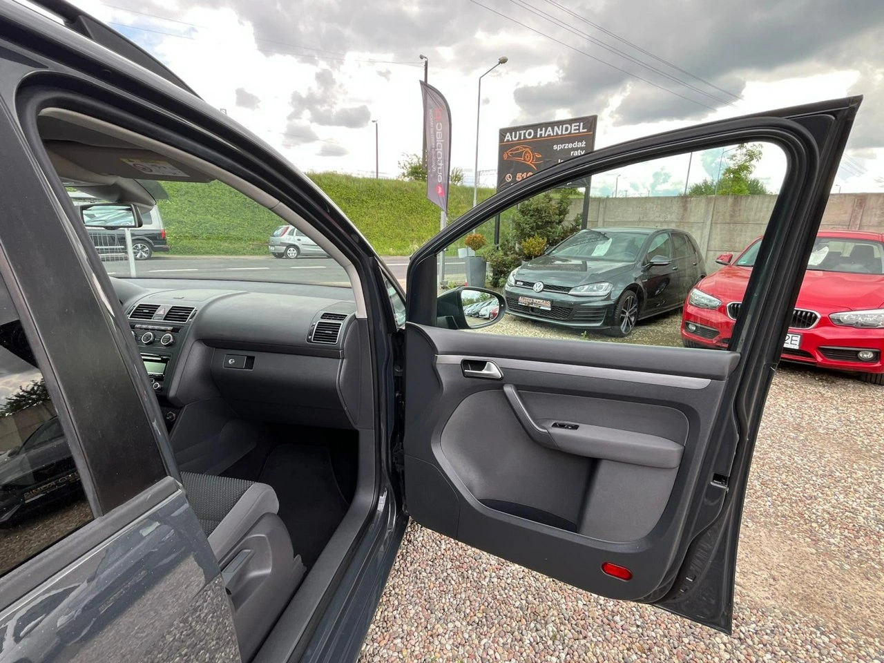Volkswagen Touran - Zdjęcie 16