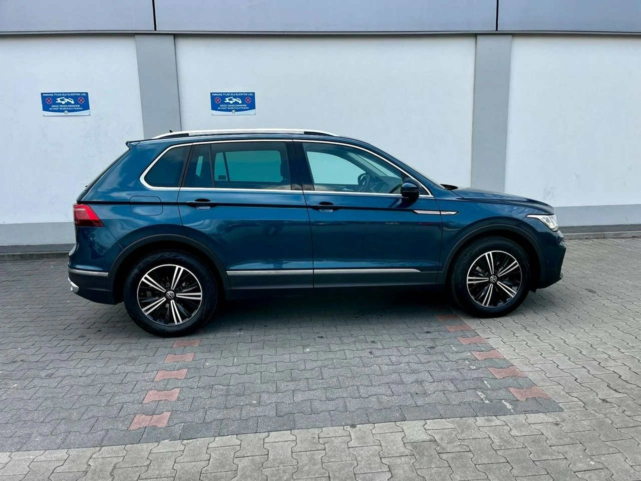 Volkswagen Tiguan - Zdjęcie 4