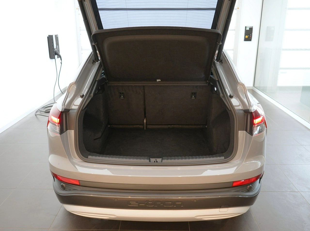 Audi Q4 e-tron - Zdjęcie 8