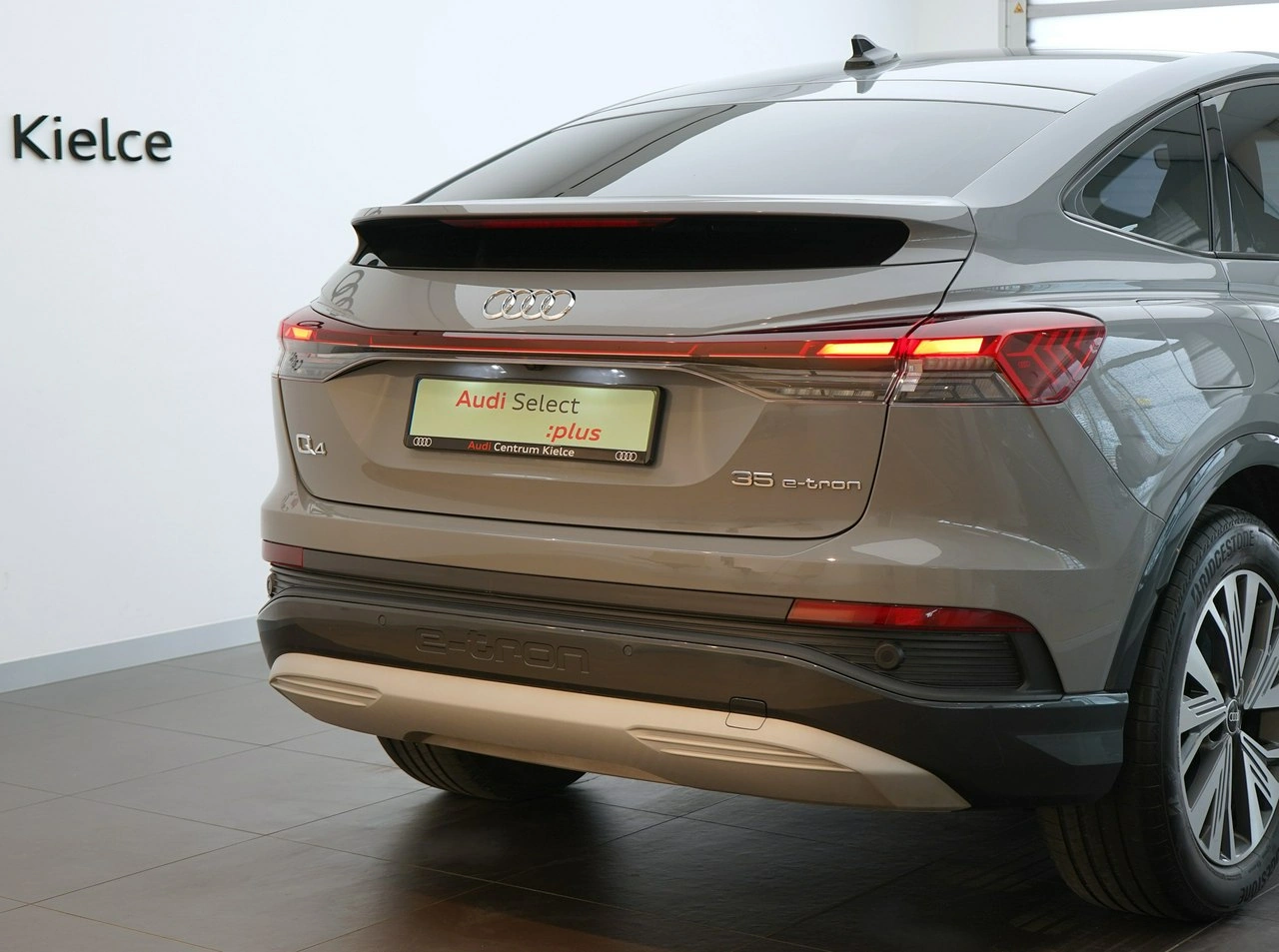 Audi Q4 e-tron - Zdjęcie 6